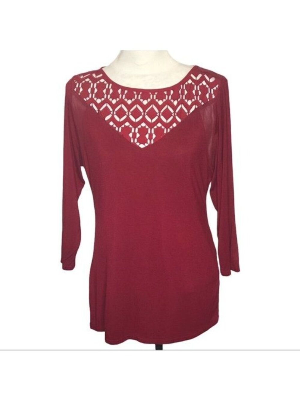 BKE Red Laser Cut-Out Geometric Design Top Long Sleeve Burgundy Size L